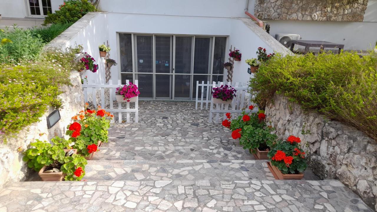 Bed and Breakfast La Macchia Мелендуньо Экстерьер фото